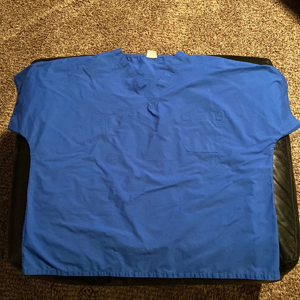 Blue Scrub Top. - Picture 2 of 3